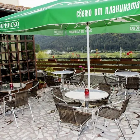 Hotel Helier Yakoruda