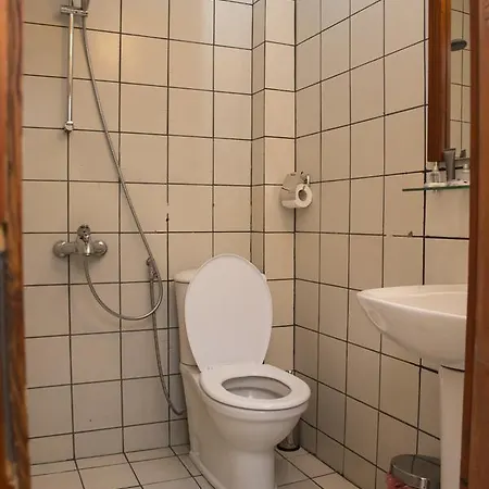 Helier 2* Yakoruda