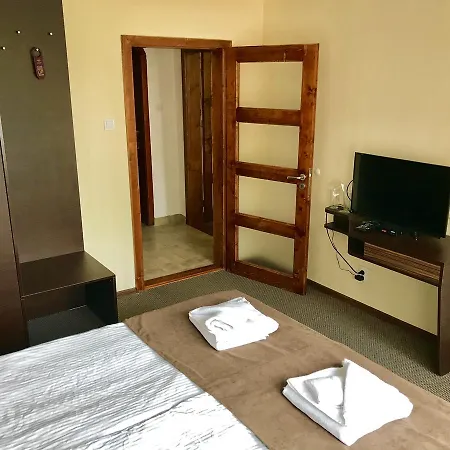 Helier Hotel Yakoruda